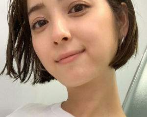 卑猥!?佐々木希が公開した「メロン画像」に「これ載せていいの?」の声!