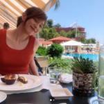 本田翼「肉感的タンクトップ」写真に「もはや直視できない」の声!
