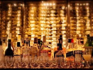 恵比寿「テキーラ一気飲み事件」メディアへの不信感が高まる理由