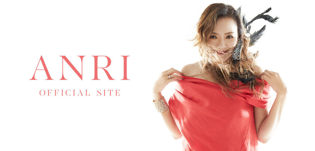 杏里の公式サイトビジュアル
